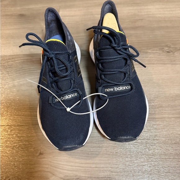 New Balance Fresh Foam Roav Navy - Women’s *NEW* - Picture 5 of 5